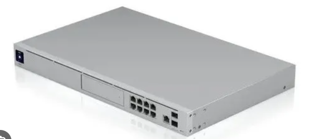 Switch Ubiquiti UniFi Dream Machine Pro Gigabit de 8 portas com 2SFP+ UDM-PRO